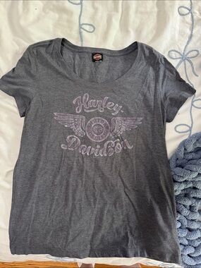 Harley-Davidson Charcoal Tee with Pale Pink Graphic